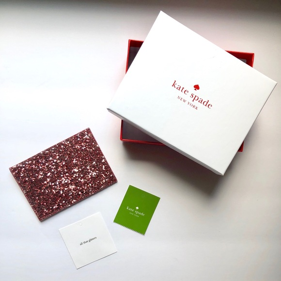 kate spade Accessories - NWT Kate Spade Graham Greta Court Rose Card Holder